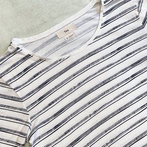 Aritzia TNA white striped oversized t-shirt
